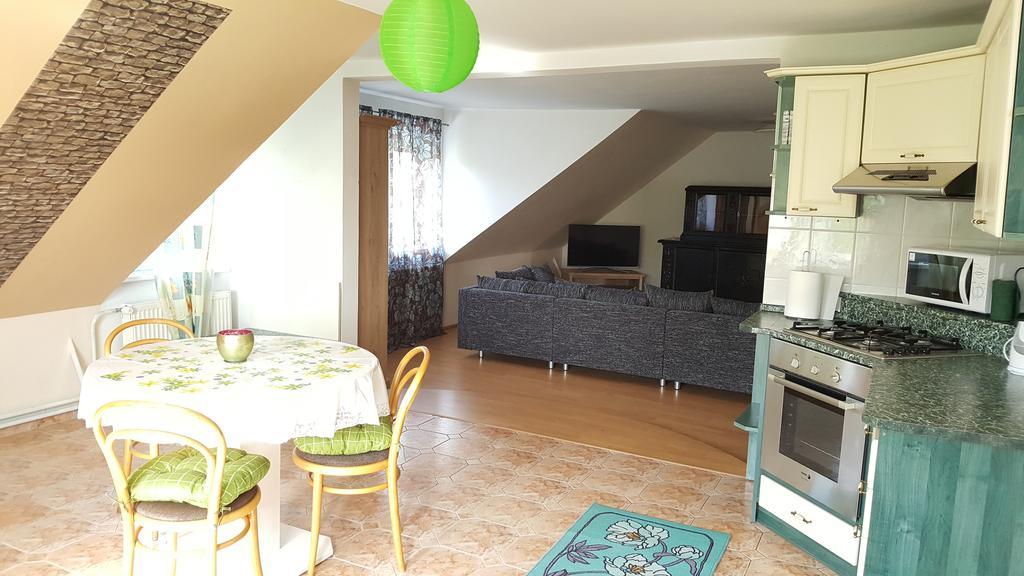 Restaurace U Marty Hotel Dubí Kültér fotó