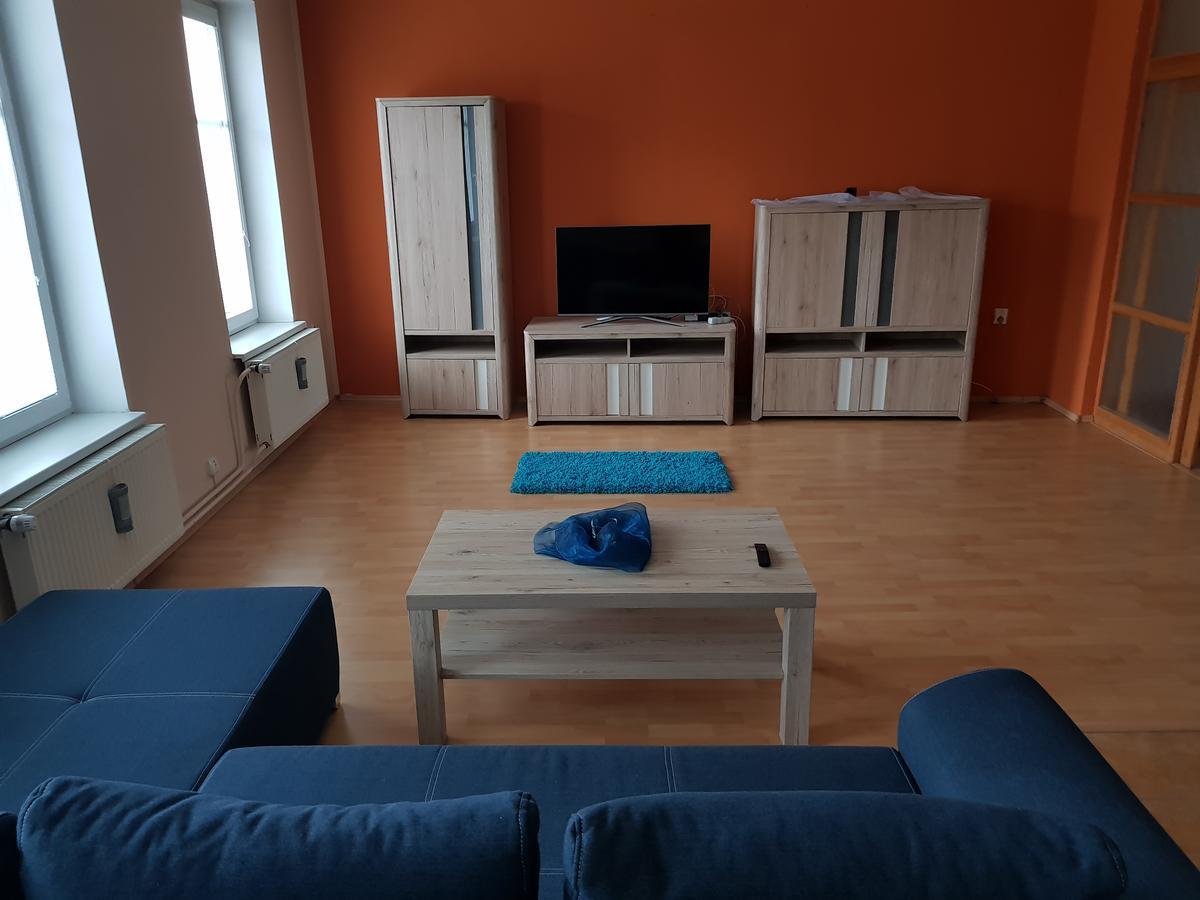 Restaurace U Marty Hotel Dubí Kültér fotó